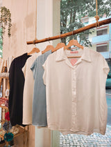 Blusa acetinada